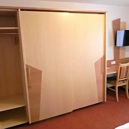 ホテル Hotel-restaurant Sonnhof 3*