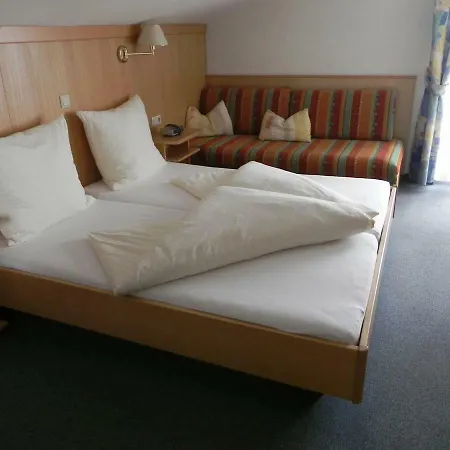 Hotel-restaurant Sonnhof ホテル